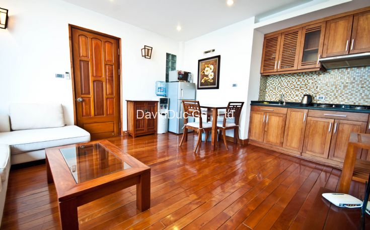 Spacious 1 bedroom apartment in Truc Bach 3