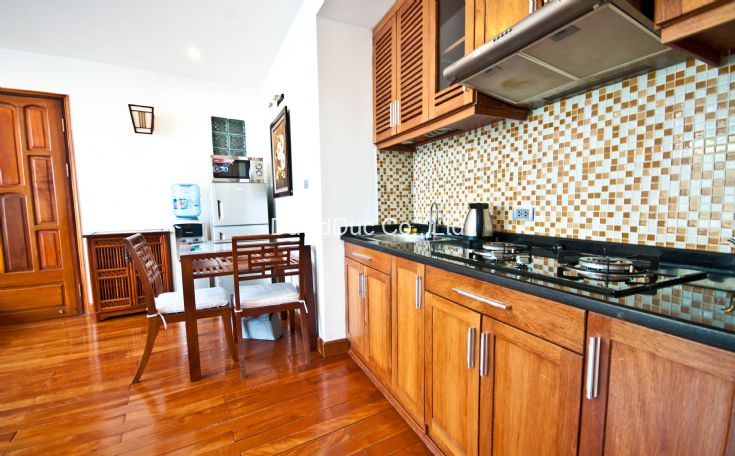 Spacious 1 bedroom apartment in Truc Bach 4