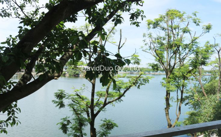 Beautiful 2 bedrooms apartment with view to Truc Bach lake 1