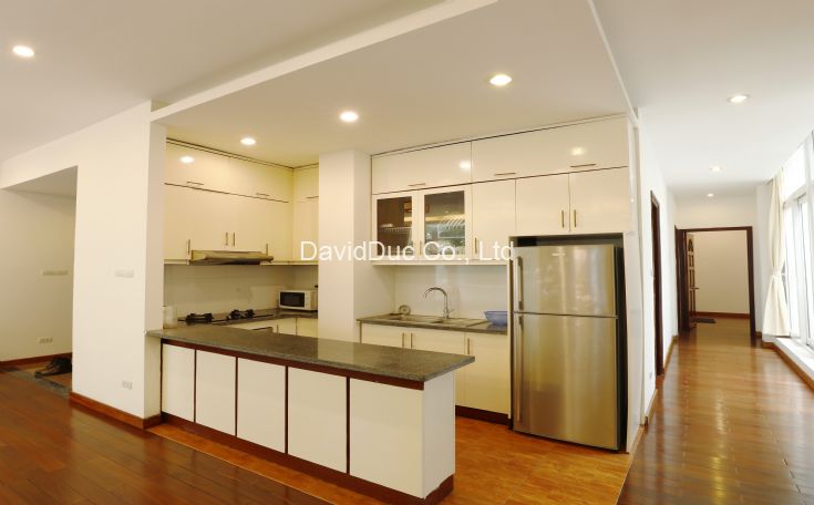 2 bedroom apartment in Xuan Dieu street 5